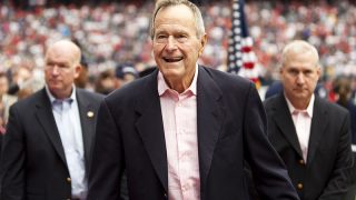 800px President George H. W. Bush