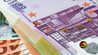 euro dollar bank economy worthy ministries