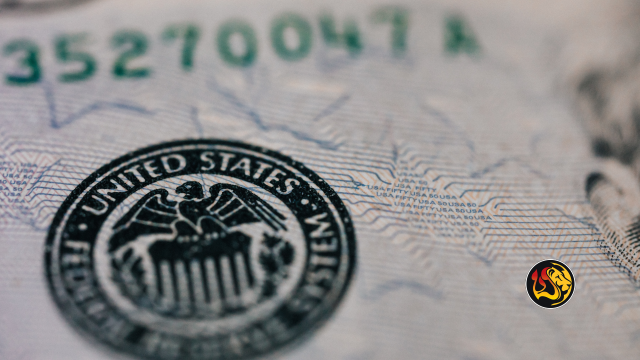 Moody's Knocks Down U.S. Credit Rating Over Continuous Deficits 12 federal reserve economy