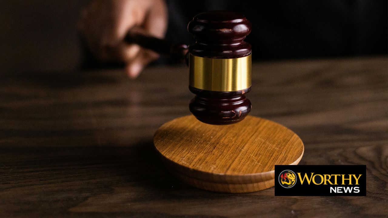 court decision judge gavel